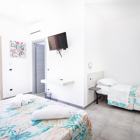 S'Omu E Chicchinu Rooms Cardedu Exterior foto